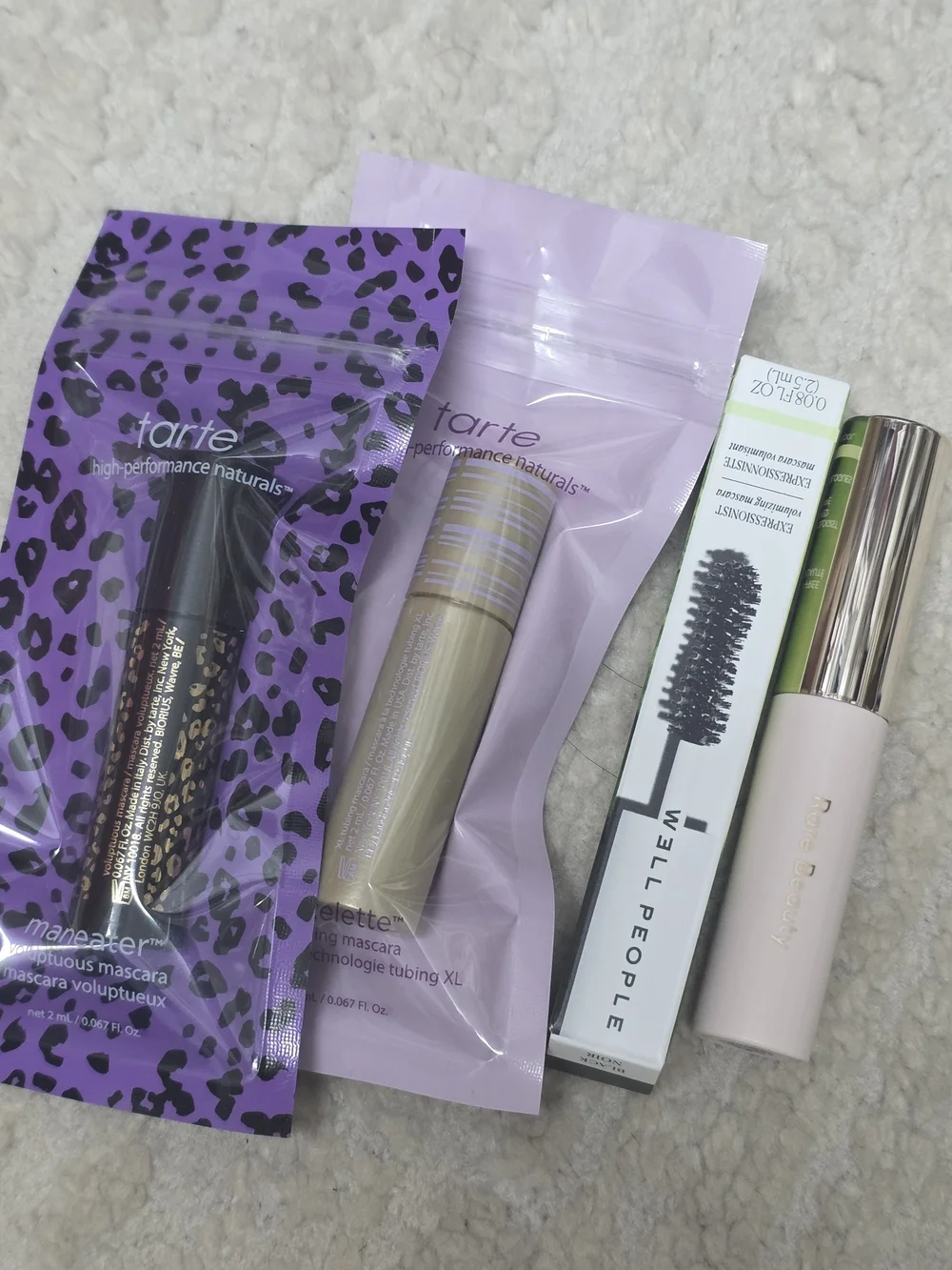 Mascara Set.